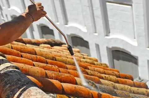 Nettoyage de toitures - Le Barp